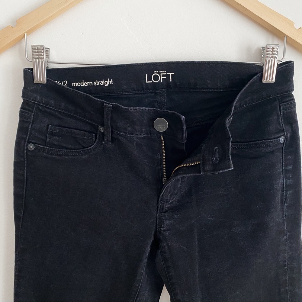 LOFT Modern Straight Denim Jeans, Size 26 (2) – Black - Picture 4 of 9
